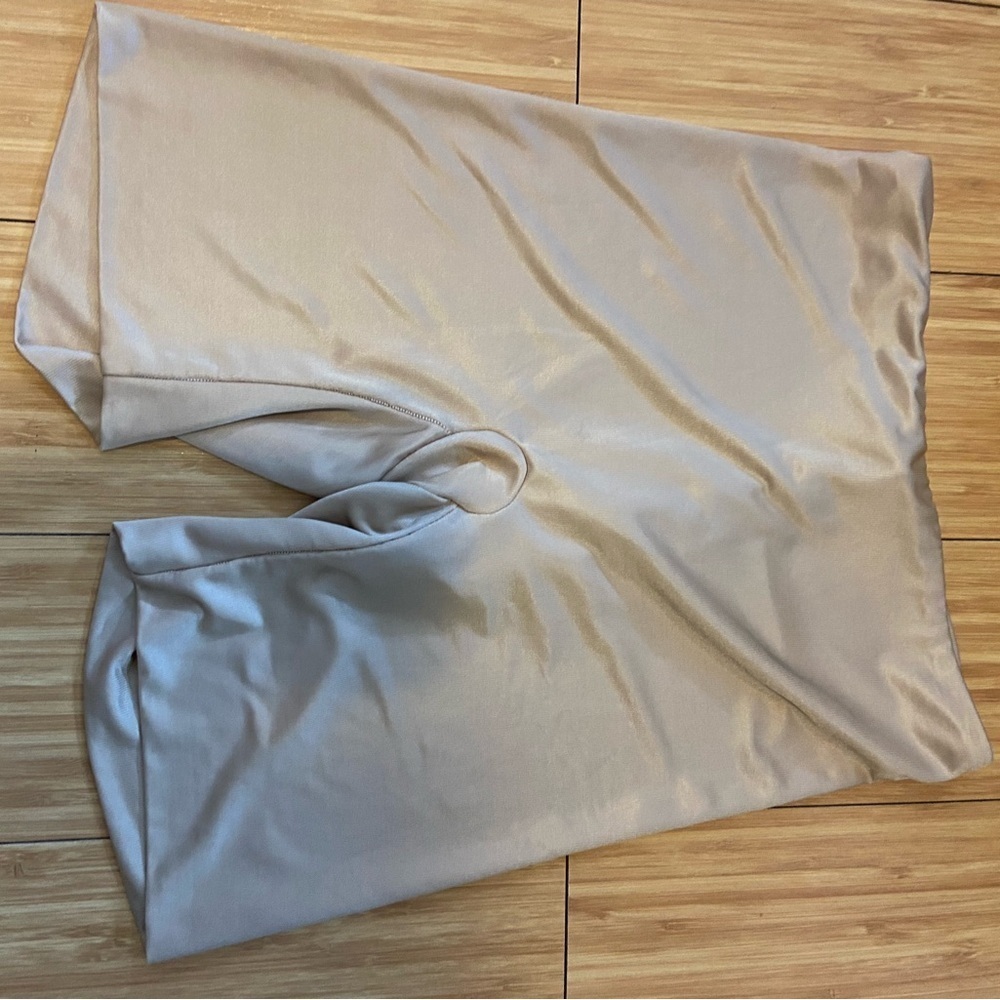 SPANX Shapewear in Beige - Picture 2 of 3